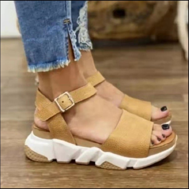 Casual Women's Thick Sole Leather Sandals