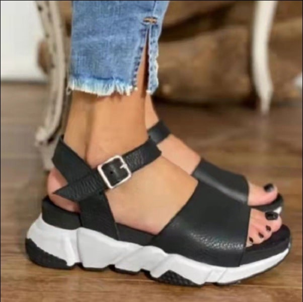 Casual Women's Thick Sole Leather Sandals