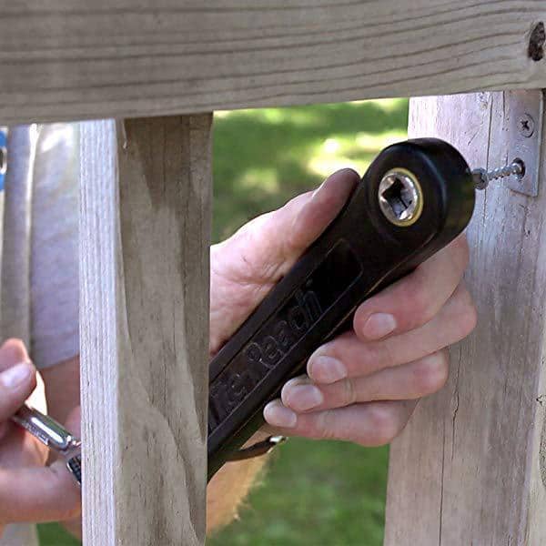 Universal Extension Wrench